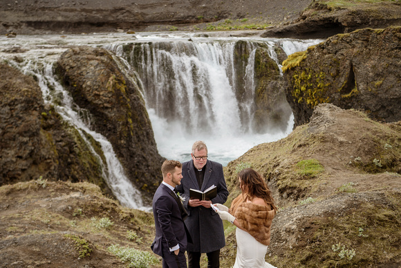 J+C Iceland Wedding-243